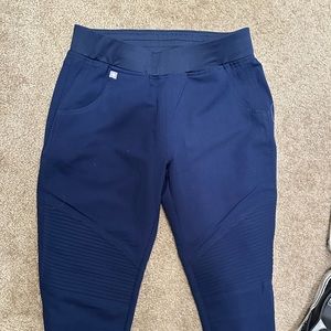 Figs Joggers with knee detail
